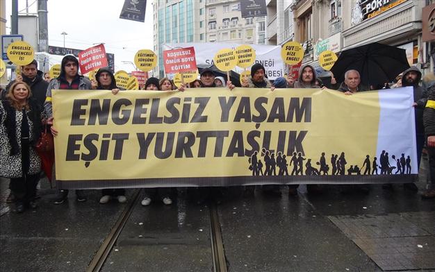 Thousands of activists marched in support of the right to education and healthcare for people with disabilities on Istanbul's İstiklal Avenue, Nov. 30.